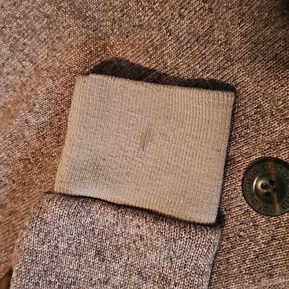 Woman's Jacket - Picture 4 of 4